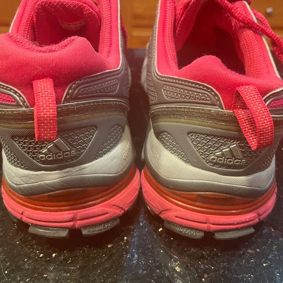 Like NEW! Adidas Supernova Riot Running Jogging Trail Shoes Grey/Silver - Picture 4 of 9